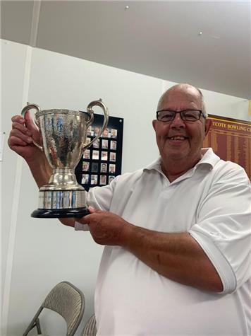 Captain Tony Jones with the Bidgood Division 1 Trophy - Bidgood League Champions